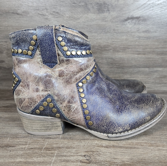 Circle G Western Boho Studded Distressed Ankle Boots Blue Tan Star By Coral Sz 6 - Picture 5 of 13